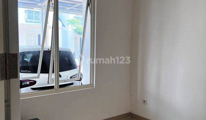 Dijual Murah Rumah 2 Lantai Bagus Unfurnished SHM di Grand Wisata 2