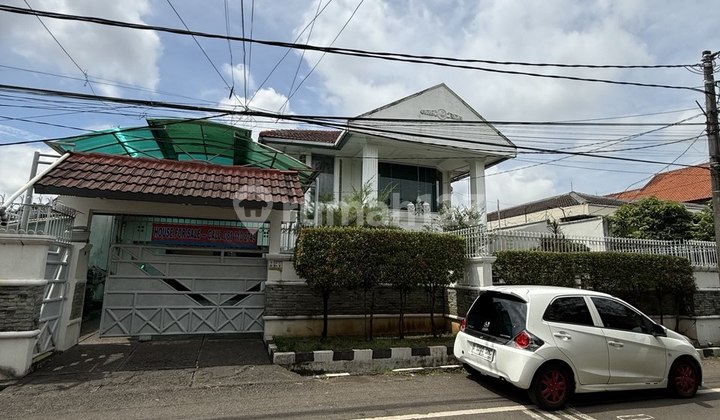 Dijual Rumah Mewah Tanah 595 di Komplek Billymoon Jakarta Timur 2
