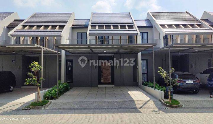 Dijual Rumah 2 Lantai Bagus Unfurnished HGB di Z Living, Bekasi 1