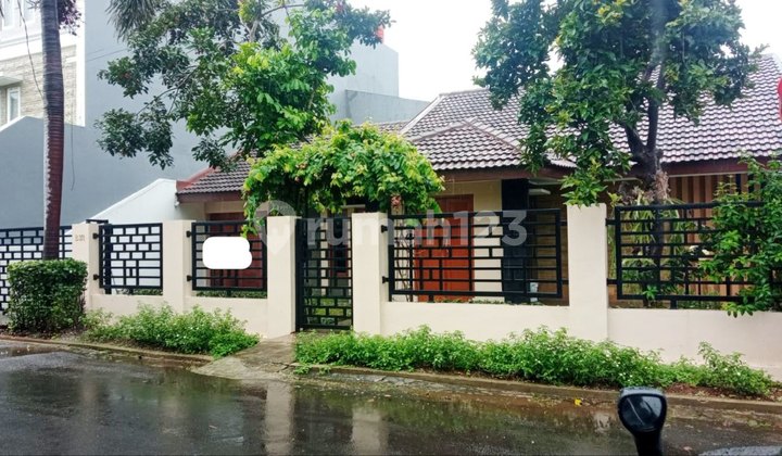Dijual Rumah Bagus Unfurnished SHM di Taman Galaxy, Bekasi