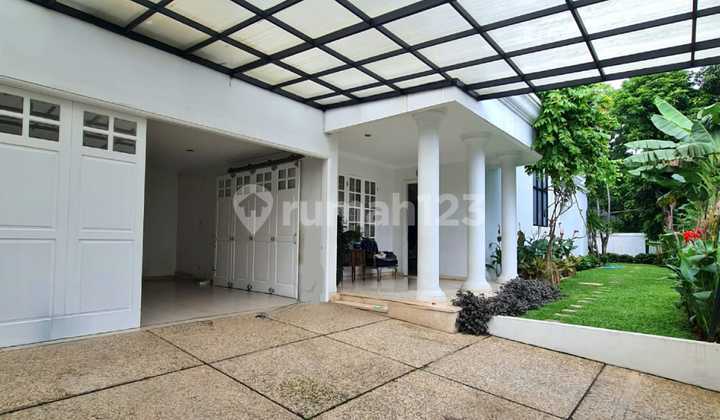 Rumah Mewah dan Luas di Kebayoran Lama Siap Huni 2