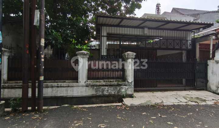 Murah dan Nego rumah lama di Lebak Bulus