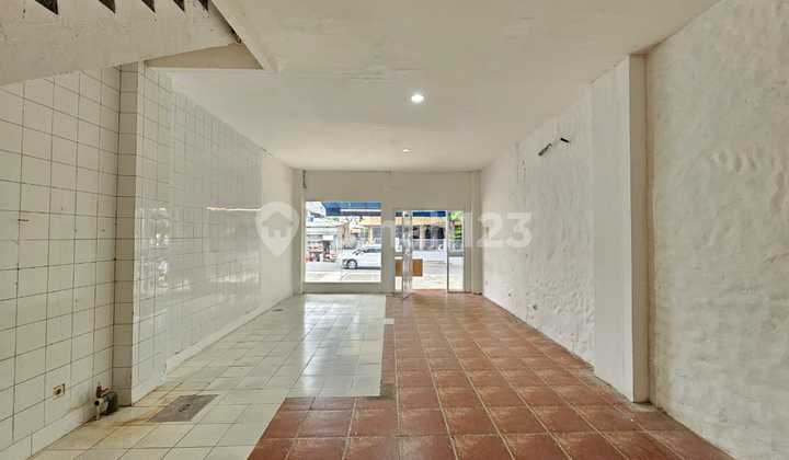 For Rent Shophouse in Kemang, 3 Units Available, Ready to Occupy