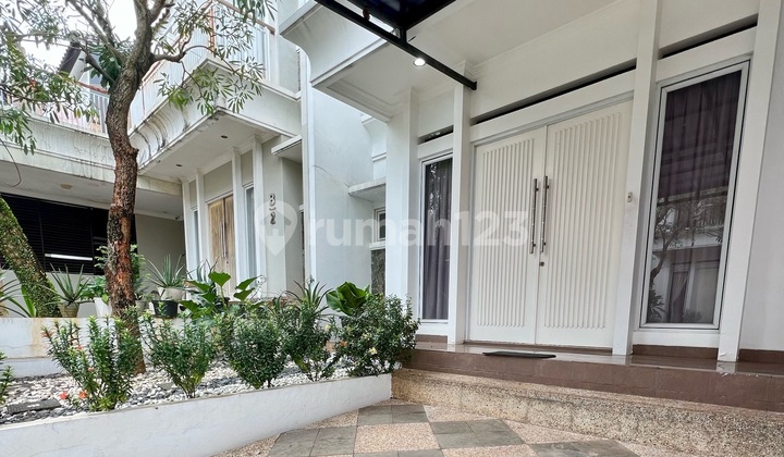 Rumah Townhouse Di Lengkapai Waterheater Sangat Rapi,bersih,bagus,nyaman Full Furnished 2