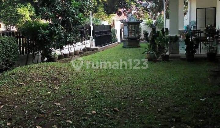Dijual.rumah Asri di Pejaten Jakarta Selatan 2