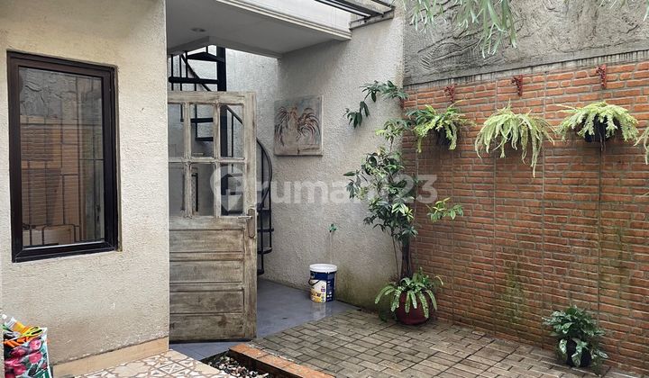 Dijual Rumah Cantik Di Emerald Terrace Bintaro Jaya Sektor 9