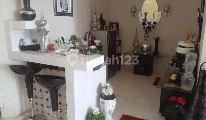 Rumah Mewah Lokasi Strategis ,komplekkarang Tengah Permai Tangerang 2