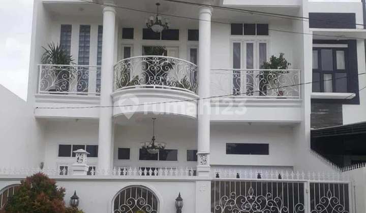 Rumah Mewah Lokasi Strategis ,komplekkarang Tengah Permai Tangerang 1