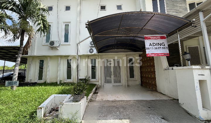 Rumah Pakuwon City Taman Mutiara Dkt Pcm, Mulyosari