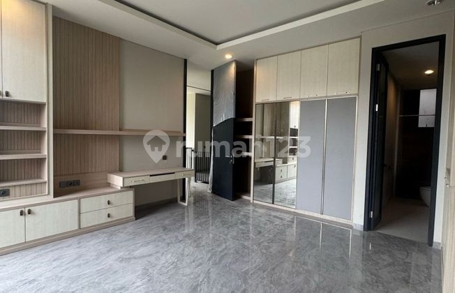 Rumah Baru Gress Hook Furnish Elegant Pakuwon City