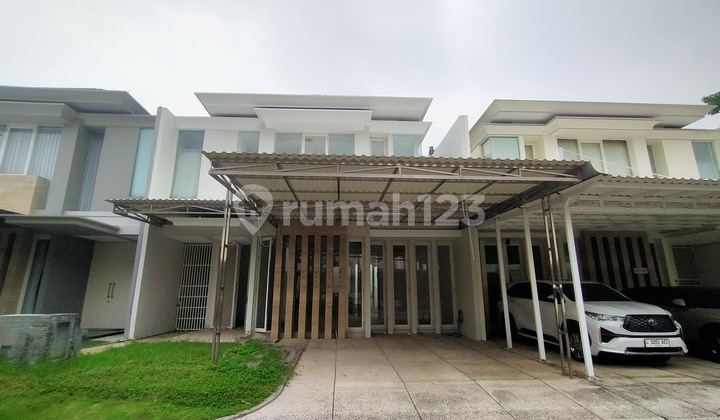 Cheapest Ready-to-Occupy House in Palm Beach Pakuwon City Cheapest Ready-to-Occupy House in Palm Beach Pakuwon City