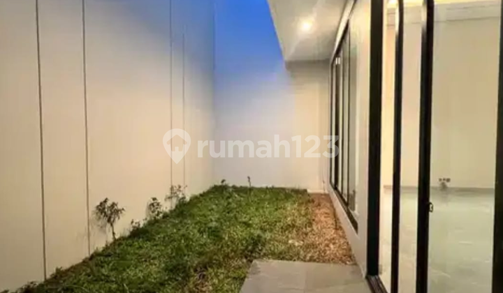 Rumah Baru Pakuwon Indah Dkt Citraland dan Graha Family Modern Minimalis 2