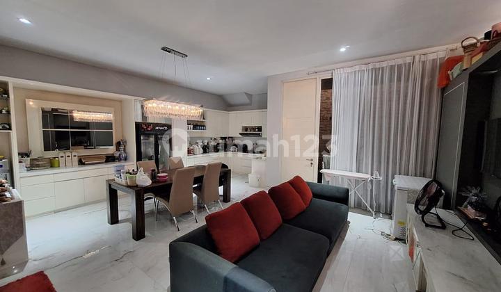 Ready-to-Occupy House Palm Beach Pakuwon City 2