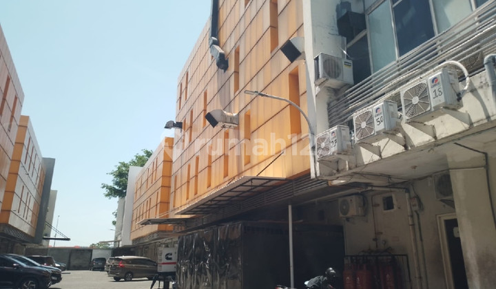 Ruko di kompleks Este Square
Raya MERR