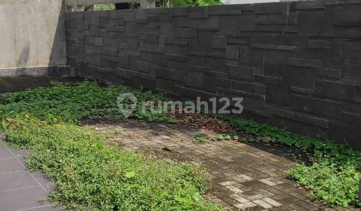 Rumah San Antonio Hook Pakuwon City Surabaya Timur 2