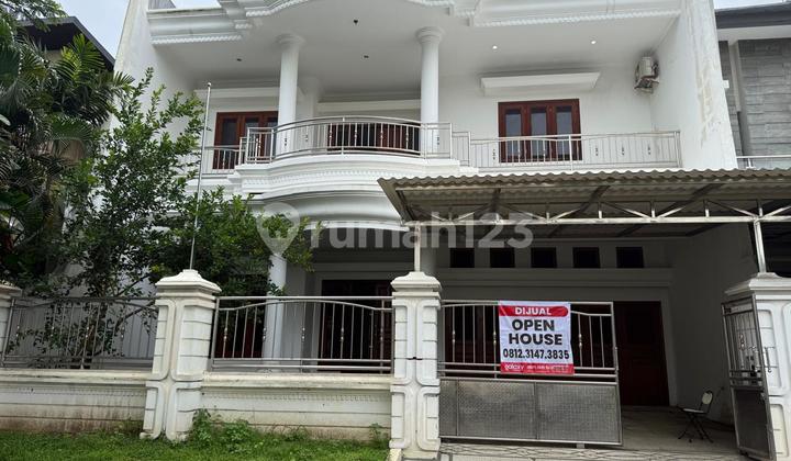 Rumah Pakuwon City Villa Royal 1