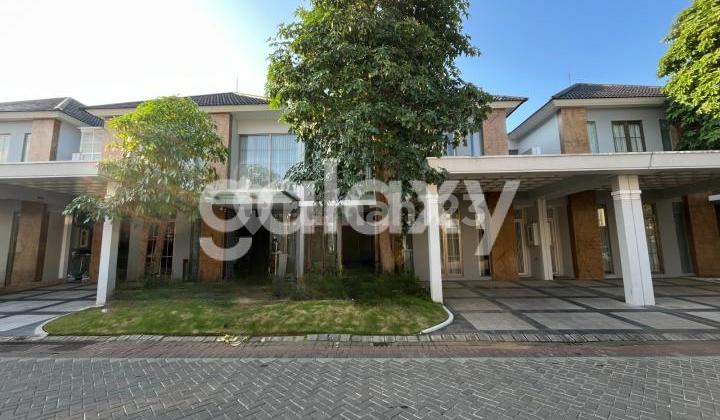 Rumah Semi Furnish grand island Pakuwon City