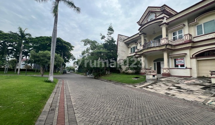 Rumah Pakuwon City Laguna Regency Dkt Grand Island dan Villa Royal 2