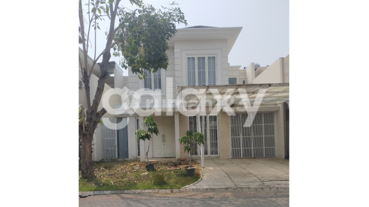 Rumah Palm Beach Pakuwon City