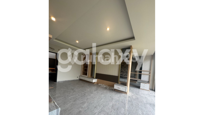 Rumah Baru Gress Hook Furnish Elegant Pakuwon City