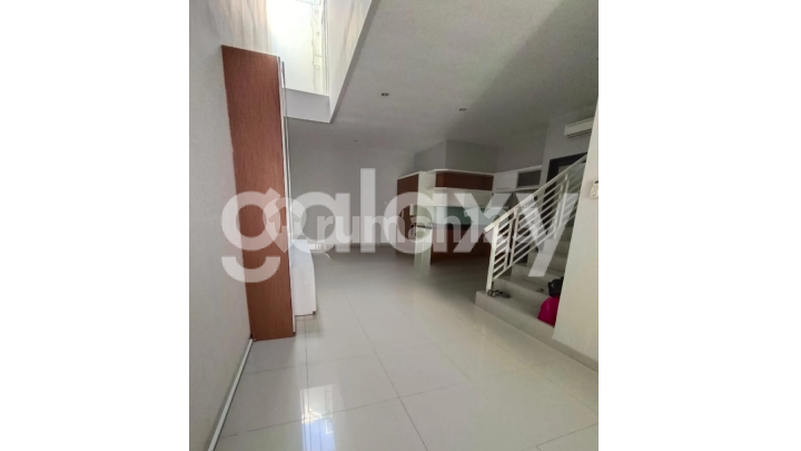 Rumah Minimalis Semi Furnished