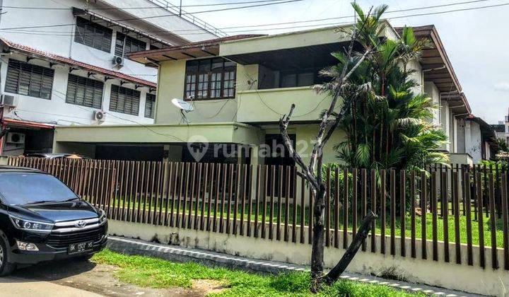 Rumah Mewah Kawasan Medan Petisah  1
