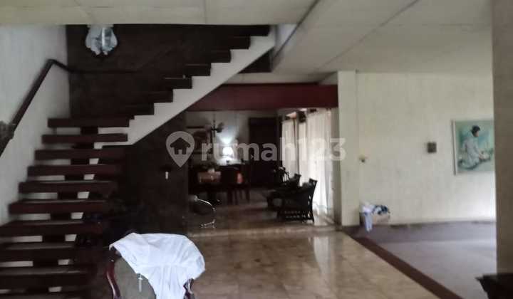 Rumah Mewah Kawasan Medan Petisah  5