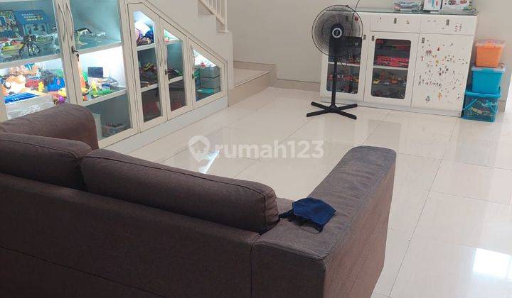 Rumah di Karah Tama dekat Jawa pos Bonus Furnished 2