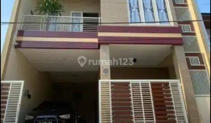 Rumah Cantik di karah Agung 2 Lantai 1