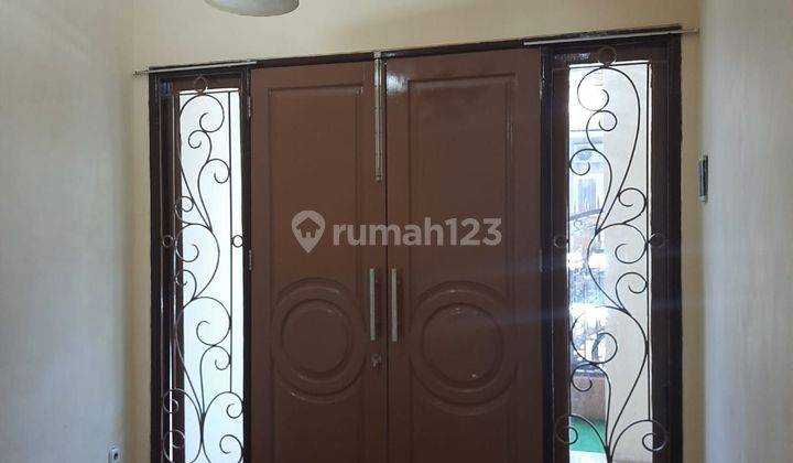 Rumah 2 lantai di Graha kebonsari elveka 2