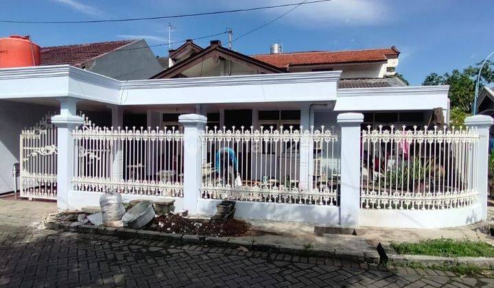 Rumah Murah Hook di Deltasari indah 1