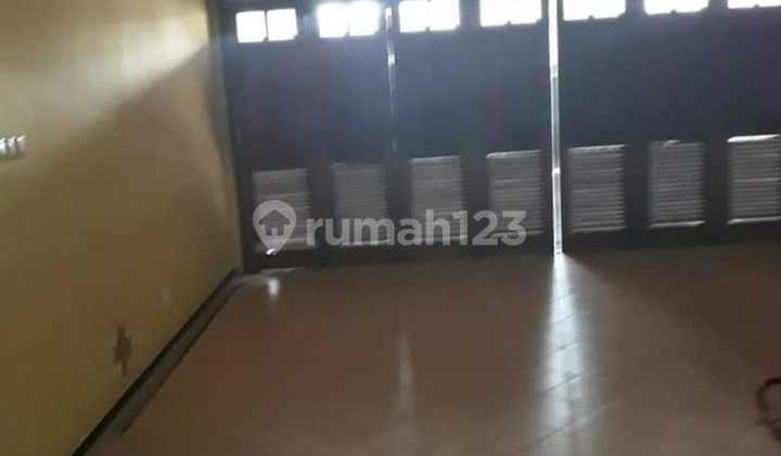 2-Story Ready-to-Occupy House in Sakura Ketintang Housing Complex 2