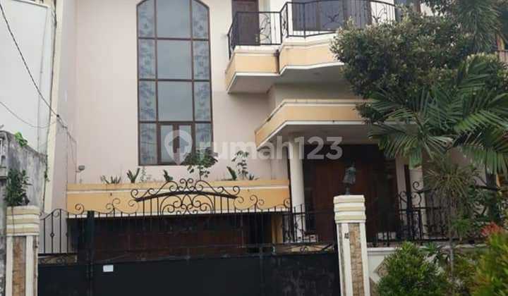 Rumah 2 Lt Siap Huni Di Perum Sakura Ketintang Rumah 2 Lt Siap Huni Di Perum Sakura Ketintang