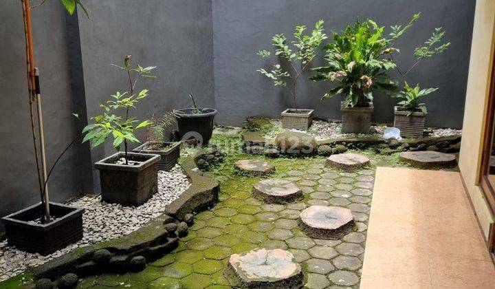 Jual Cepat Bantinh Harga, Rumah Cantik Lokasi Strategis Di Perum Jemursari 2