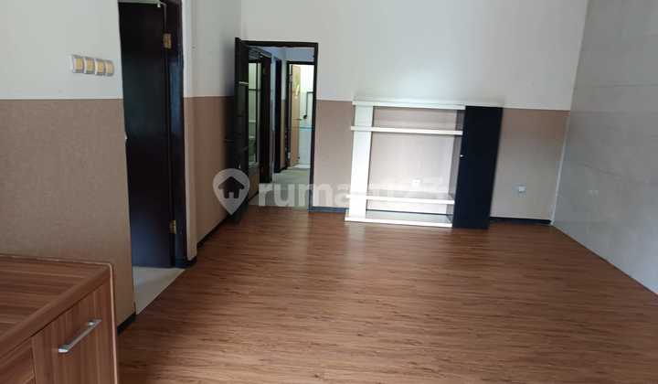 Rumah Murah 2 Lt di Deltasari 2