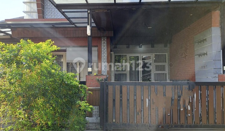 Rumah Luas Di Puri Surya Jaya Bonus Perabot