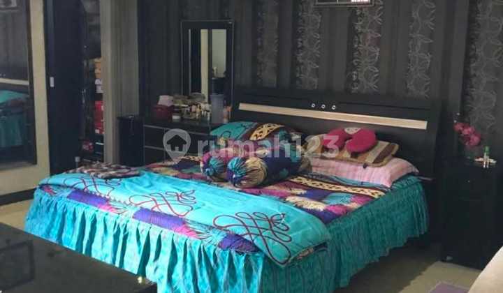 Under Pasarab, Spacious Strategic House in Puri Surya Jaya Gedangan. 2