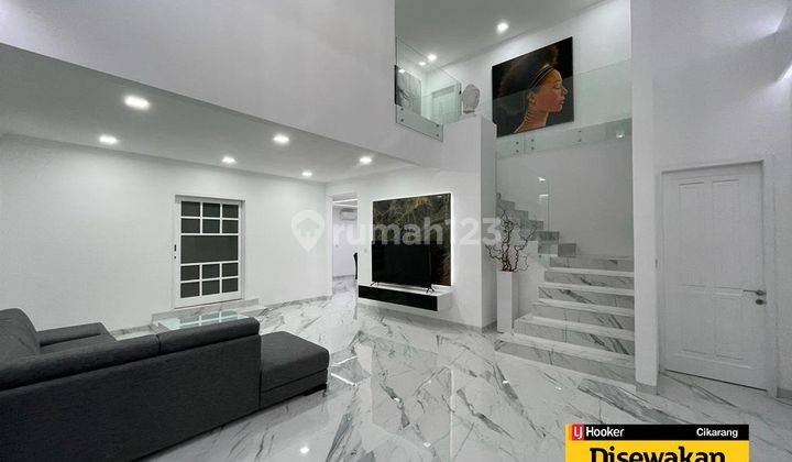 LUXURY BIG HOUSE WITH POOL AVAILABLE FOR RENT Rumah di Lippo cikarang 2 Lantai Bagus 2
