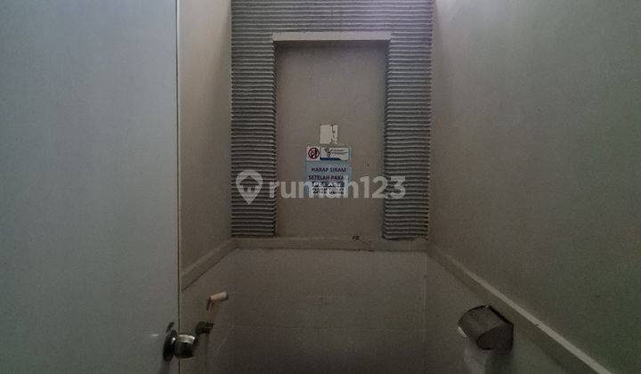 Ruang usaha dan kantor strategis jalan slamet riyadi solo 6