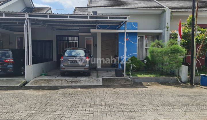 Rumah bagus minimalis cluster dekat kampus uns solo 1