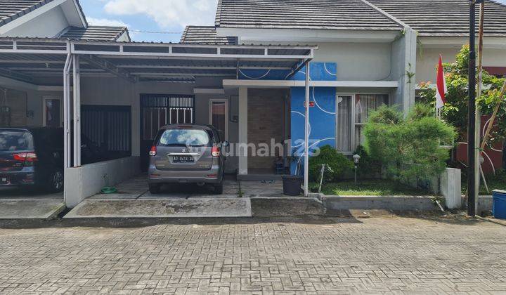 Rumah bagus minimalis cluster dekat kampus uns solo 2