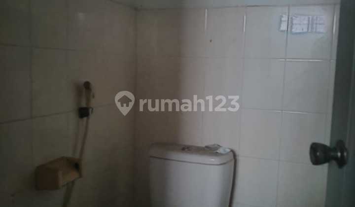 Ruko murah strategis tengah kota di Jalan Dr.Rajiman Serengan Solo 15