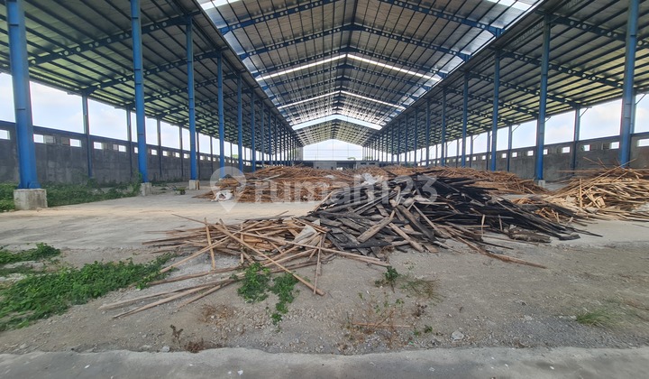 Gudang baru di kawasan industri palur solo 13