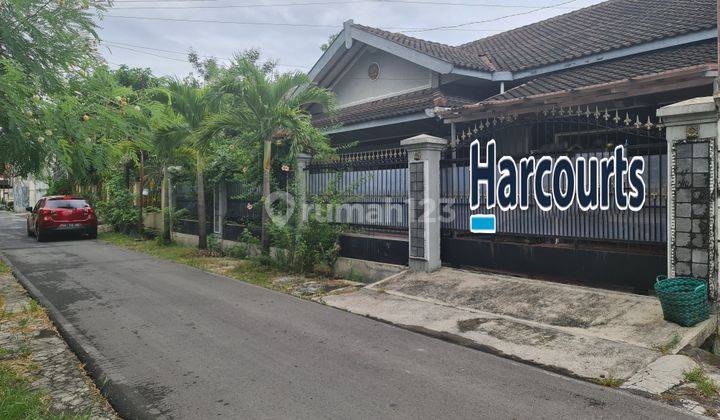 Rumah bagus siap pakai di Sumber Banjarsari Solo 1