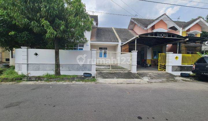 Rumah murah hitung tanah di jalan bunga solo baru 1