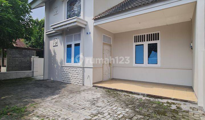 Rumah murah hitung tanah di jalan bunga solo baru 2