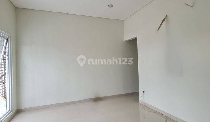 Ruko bagus 2 lantai di Pabelan Kartasura Solo 9