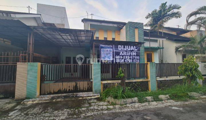 Rumah siap pakai di perumahan fajar indah solo 1