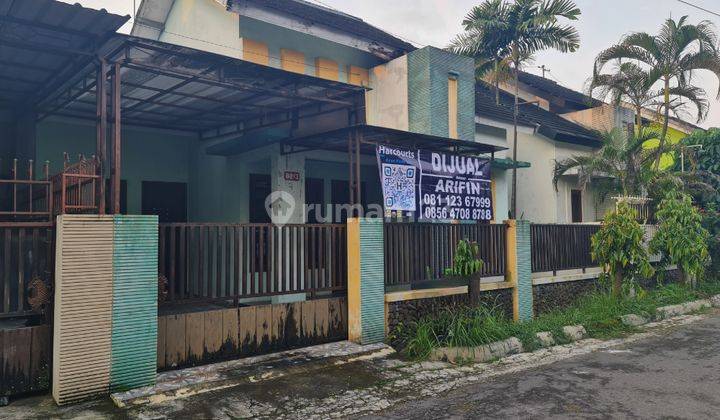 Rumah siap pakai di perumahan fajar indah solo 2