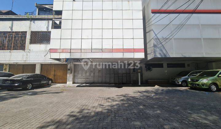 Ruko strategis pusat kota jalan dr.rajiman laweyan solo 2
